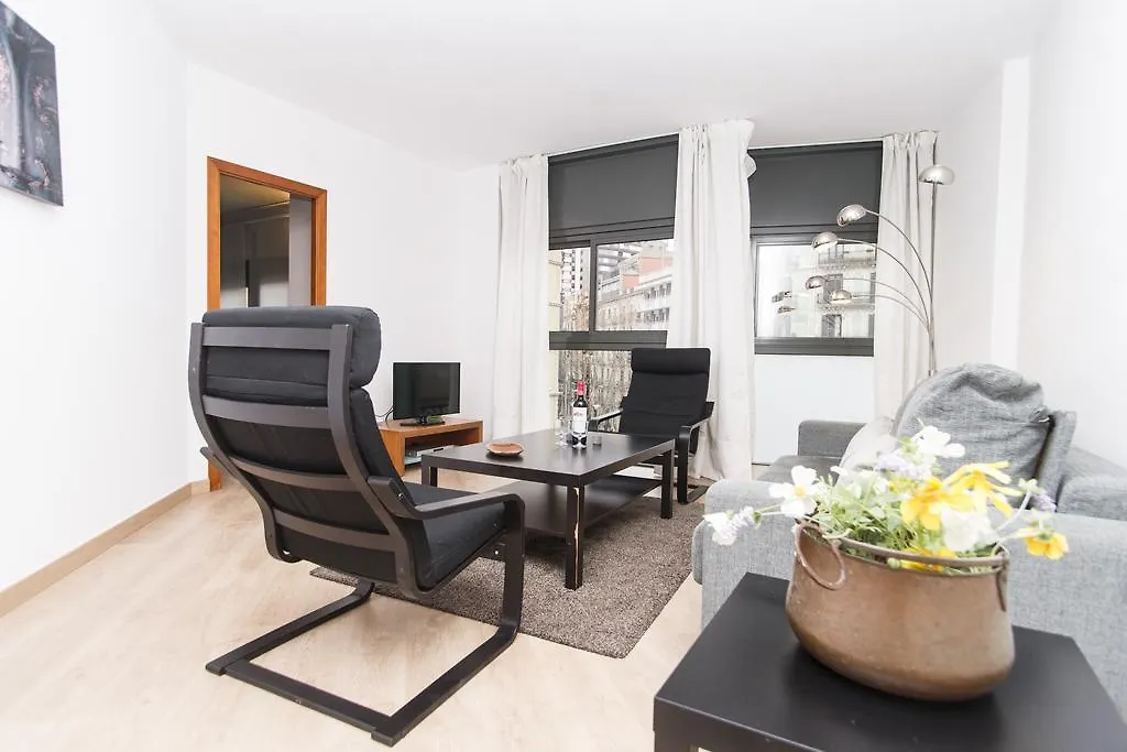 Apartment Bright Sagrada Familia Barcelona 0*,