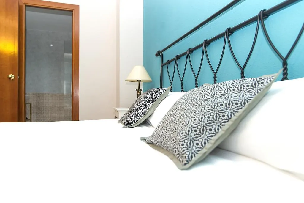 Apartment Bright Sagrada Familia Barcelona 0*,